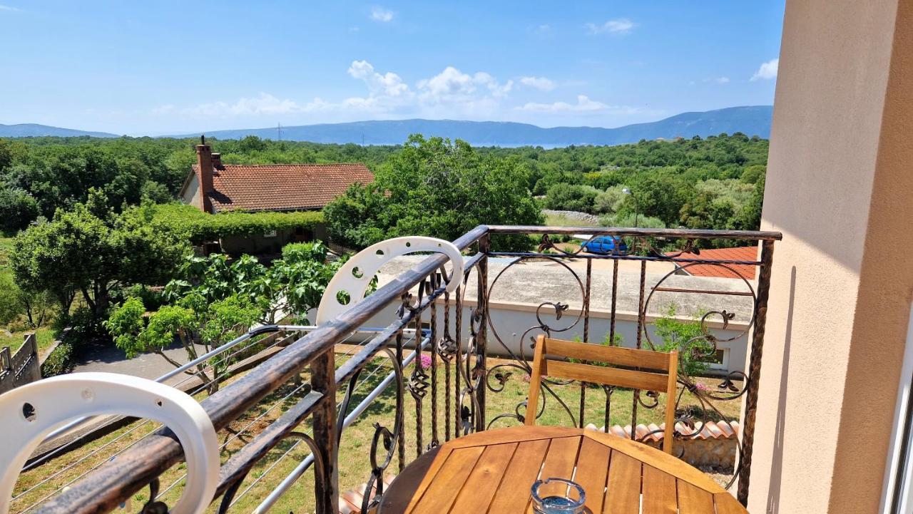 Apartments Pinezic Skrbčići Eksteriør bilde